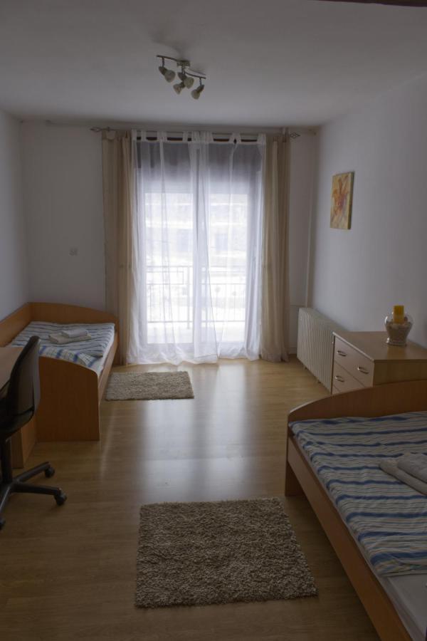 Gacka Idila Apartment Otocac Ngoại thất bức ảnh
